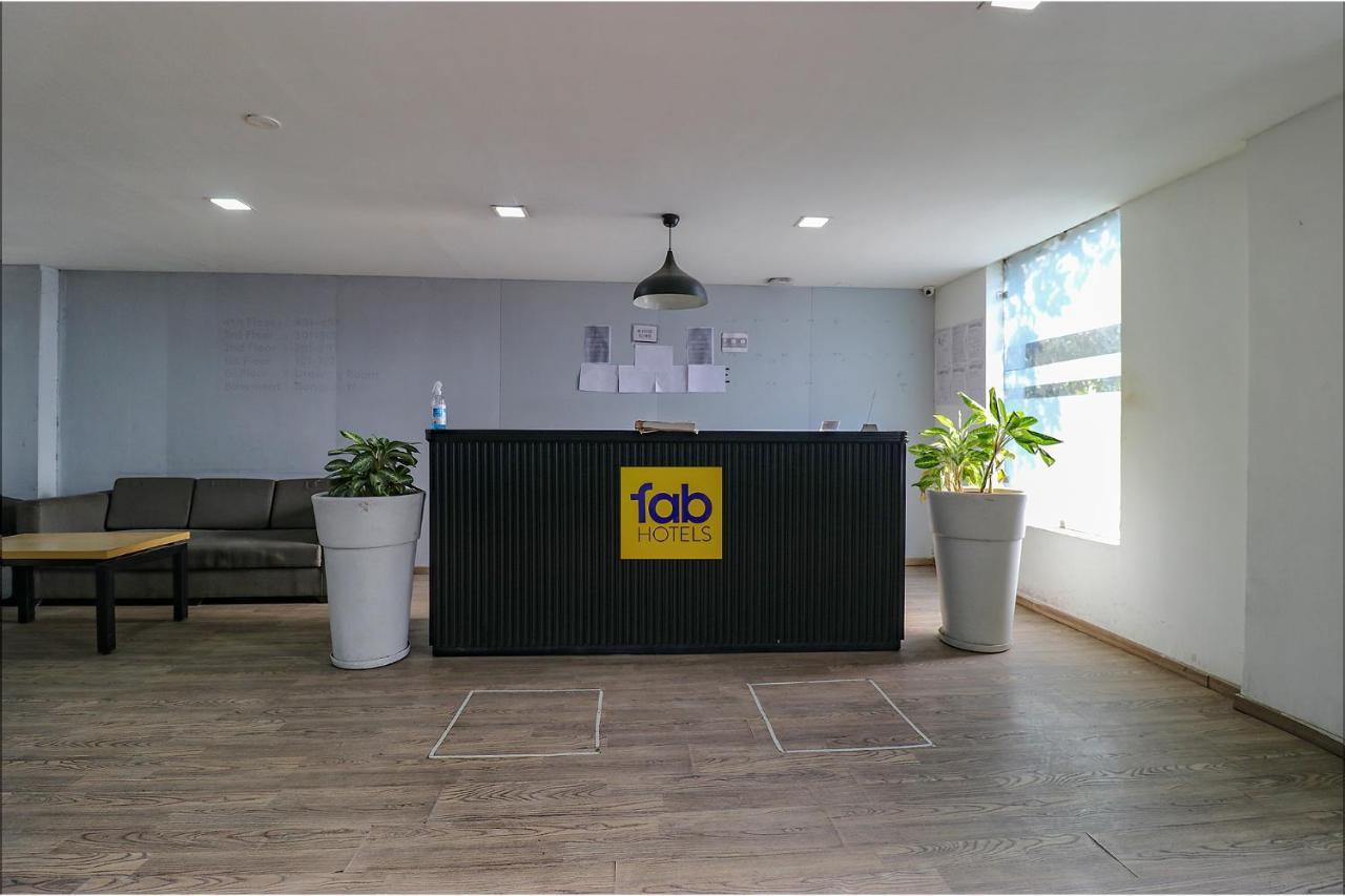 Fabhotel The Chaitanyas Rohini Sec 18 Delhi  Ngoại thất bức ảnh